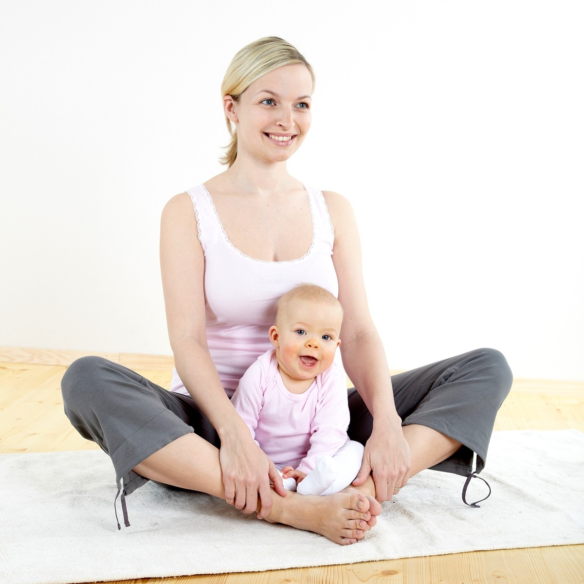 disfruta con tu bebe yoga